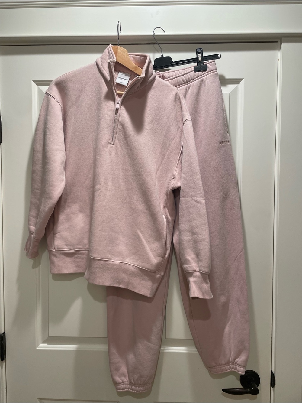 Aritzia Sweatfleece boyfriend set in light pink